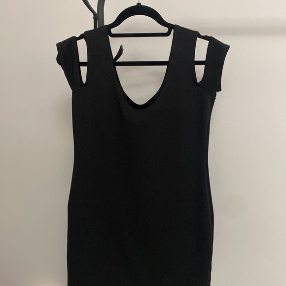 Little black dress - Picture 2 of 2